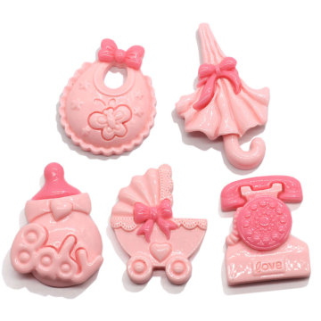 Cabochons della resina di colore rosa kawaii Princess Girl Carriage Telephone Umbrella Baby Bottle Bavaglino Perline Charms Decorazione fai da te