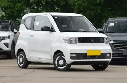 In Stock 2022 SAIC-GM Wuling Hongguang Mini EV - 2024 Mini Electric Car