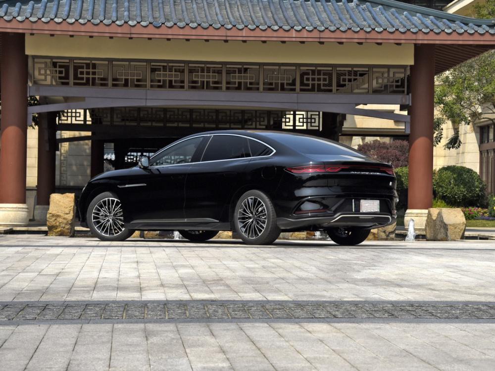 2023 العلامة التجارية الصينية BYD-HAN OIL ELECTRY HYBRID SUPER EV 5 مقاعد سيارات كهربائية سريعة للبيع