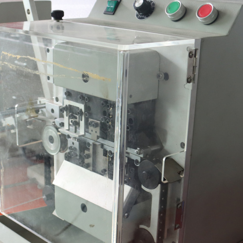 Automatische verstrooide en tape-weerstand vormmachine