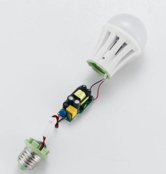 9w Dimmable Led Bulbs , High Efficiency 80lm/w Ac 110v/220v