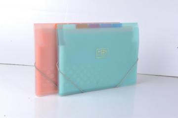 Large capacity multi-use expanding folders