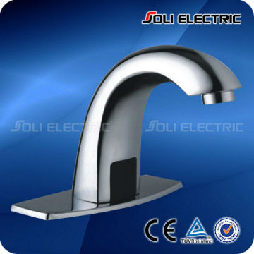 Bathroom Sensor Chrome Battery Operated Faucet