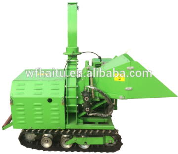 Gasoline wood chipper , crawler mounted wood shredder