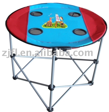 Folding table