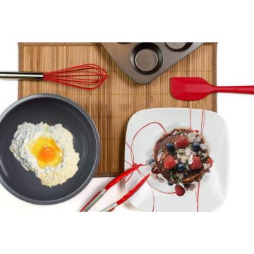 Non-stick cooking utensil set