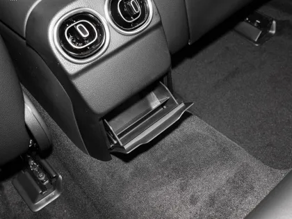 Luxury Brand 530Km Ben-z C350  Ben-z Car Used Cars Ben-z New Energy Vehicles 2024 Used Cars To China