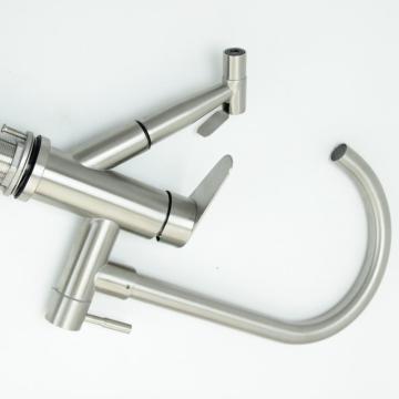 Flexible hose commercial pull out kitchen faucet with sprayer