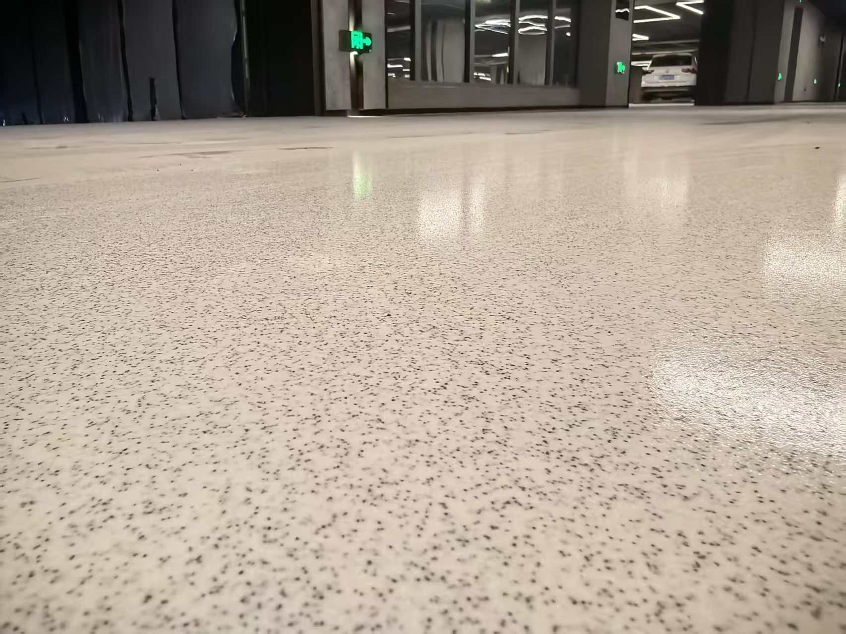 Sistema de piso epoxi resistente a la intemperie de alta calidad