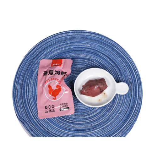 Delicioso fígado de frango com comida de estimação molhada para animais de estimação