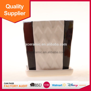 Simple design modern shape ceramic flowerpot for office decoration