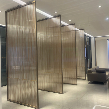 Moderne porte per pivot multi-pannello per porte temperate in vetro in alluminio alberghiero di lusso