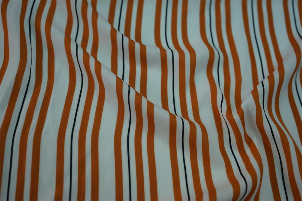 Sea Island Yarn Hammer Satin