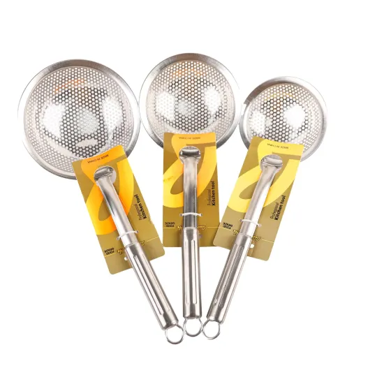 Stainless Steel Mesh Strainer with Handle - High Quality Kitchen Baking Tool