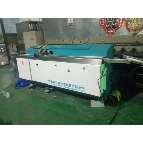 Butyl extruder insulating glass making machine