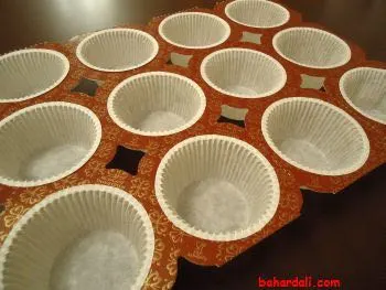 round cardboard box machine / cardboard embedded cake cup machine / mufffin tray system machine