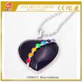 Collier avec pendentif coeur 7 pierres précieuses bleues Goldstone de 7 chakras