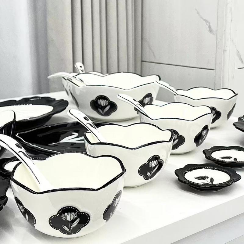 Black and White Tulip Ceramic Dinner Set with Vintage Luxe Feel