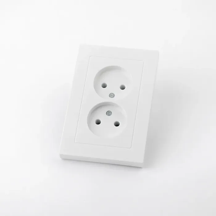 Stopkontak Soket Ganda Standar UE 16A 220V