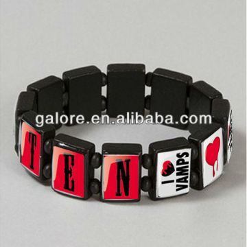 fashion words lucky chinese wood bead bracelets