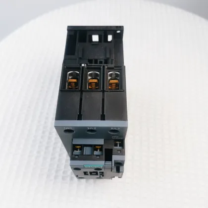 Siemens 3RT2037-1AL20 SIRIUS Contactor 3 Poles 250 kW Auxiliary Contact