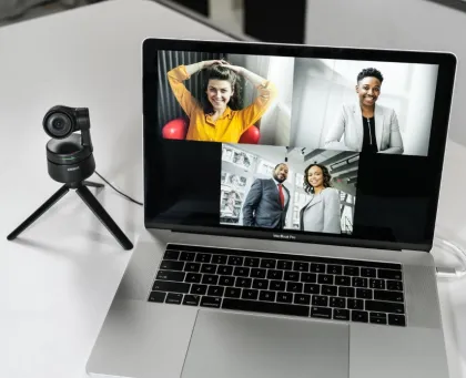 2X Zoom AI Powered PTZ Webcamera Obsbot Tiny  webcamera for video conference/ online study / Live Stream VS OBSBOT Tail Camera