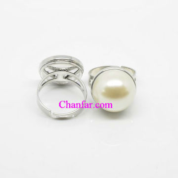 Newest pearl style wedding Button charm ring