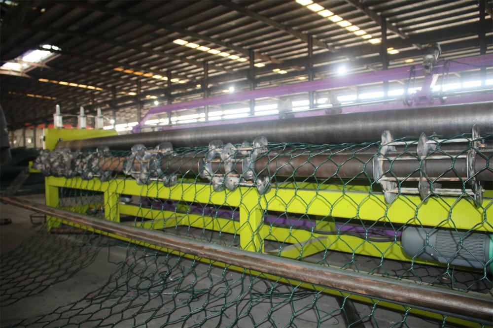 Hot dip galvanized gabion box wire fencing mesh