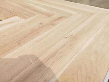 Oak parquet floor with 3/4mm wood veneer