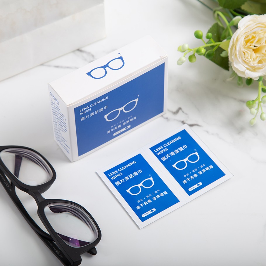 lens wipes