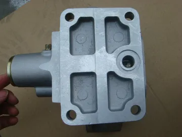 high quantity lovol  part  oil filter base