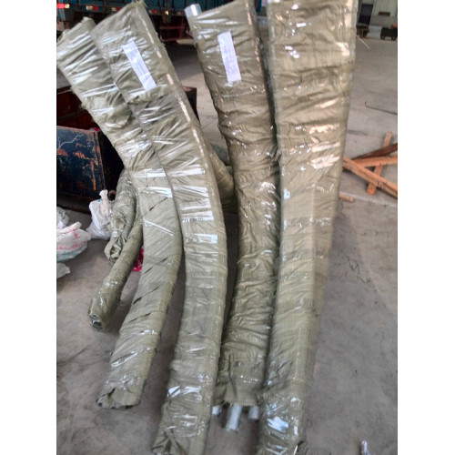 Cực chiếu sáng cao Mast mạ kẽm nhúng nóng