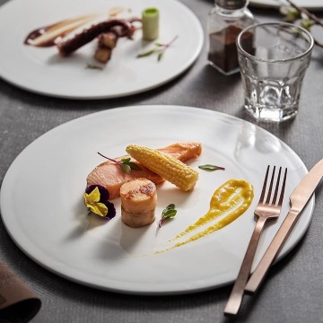 Wholesale Round Porcelain Plates for Restaurants and Hotels - Custom Ceramic Dishes with Logo