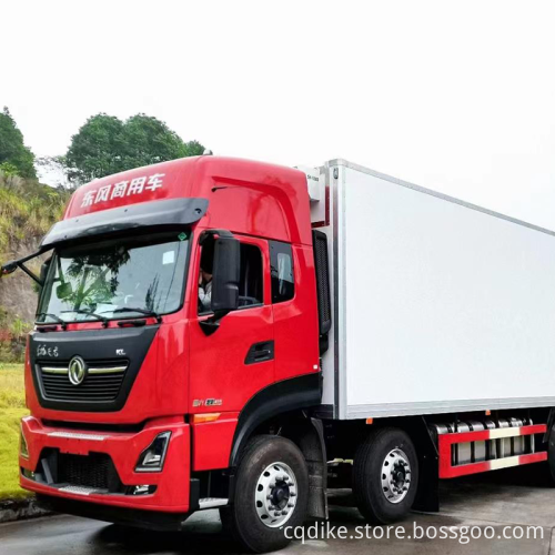 Dongfeng Tianlong 8X4 Refrigerated Van Truck