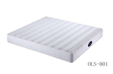 Komprimierbare Memory Foam-Matratze