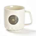 Taza de cerámica de logotipo de café en relieve personalizado