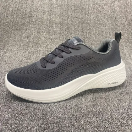 Lightweight Breathable Skateboard Shoes for Men