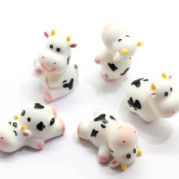 100 pièces résine mignon ferme vache Cabochons 30 * 38 MM bébé vaches charmes ferme Animal Terrarium vache cabines BOutique cheveux arc faisant