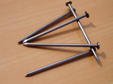 Common polished iron nails