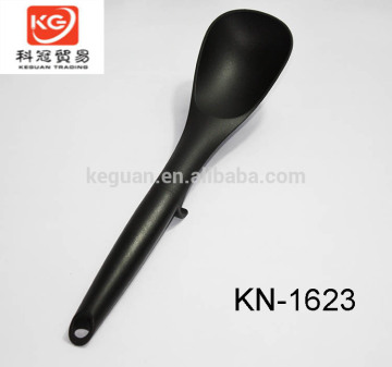 KN-1623 new design nylon kitchen solid spoon