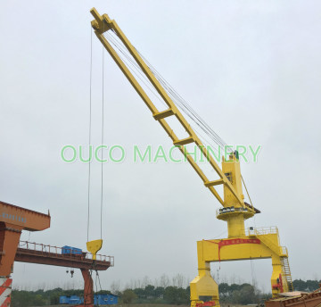 Cargo Marine Handling Port Crane on Ship Deck