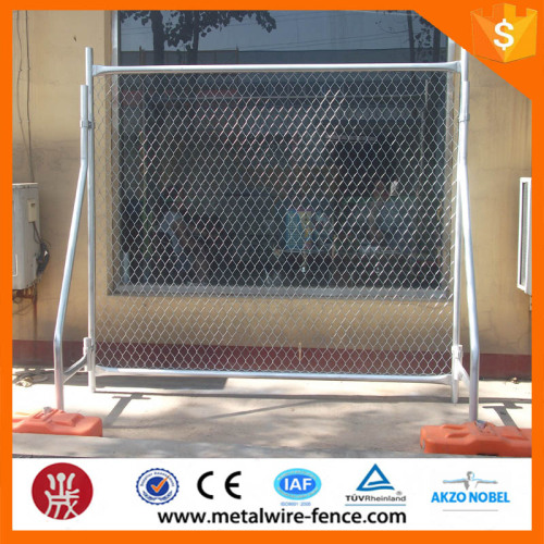 Hot dip galvanized chain link construction temporary fence
