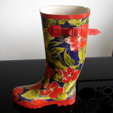ladies' rubber rain boots