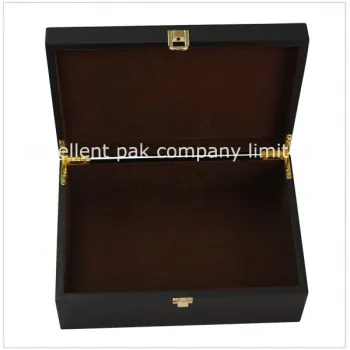 Stylish Keepsake Leather Humidor