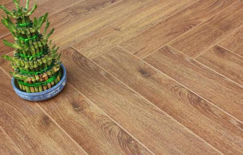 Herringbone Laminate Flooring 816