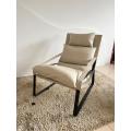 Chaise facile en cuir naturel moderne avec structure en acier