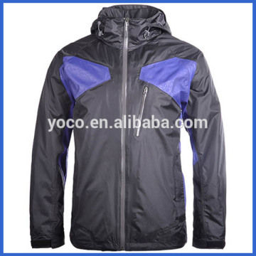 Lightweight rain jacket