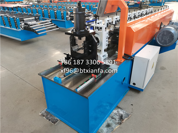 Omega Roll Forming Machine