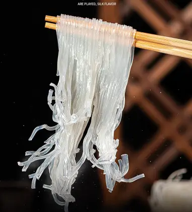 Popular Chinese Fast Food: Spicy Shirataki Noodles and Haichijia Clam Rice Noodles