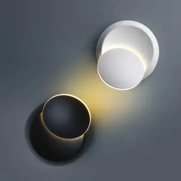 360 Degree Rotatable LED Moon Wall Light - Modern Creative Design